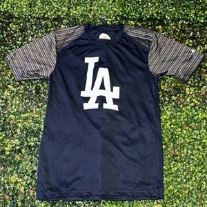 Men’s Stitches LA Dodgers shirt
